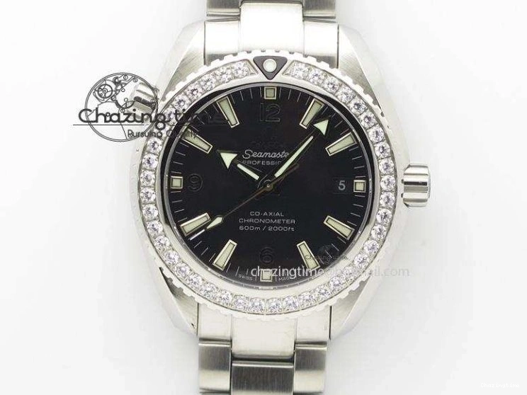 0723 Speedmaster SS Snoopy OMF Best Edition White Dial on Nylon Strap Manual Winding Chrono Movement WellDesigned 7990